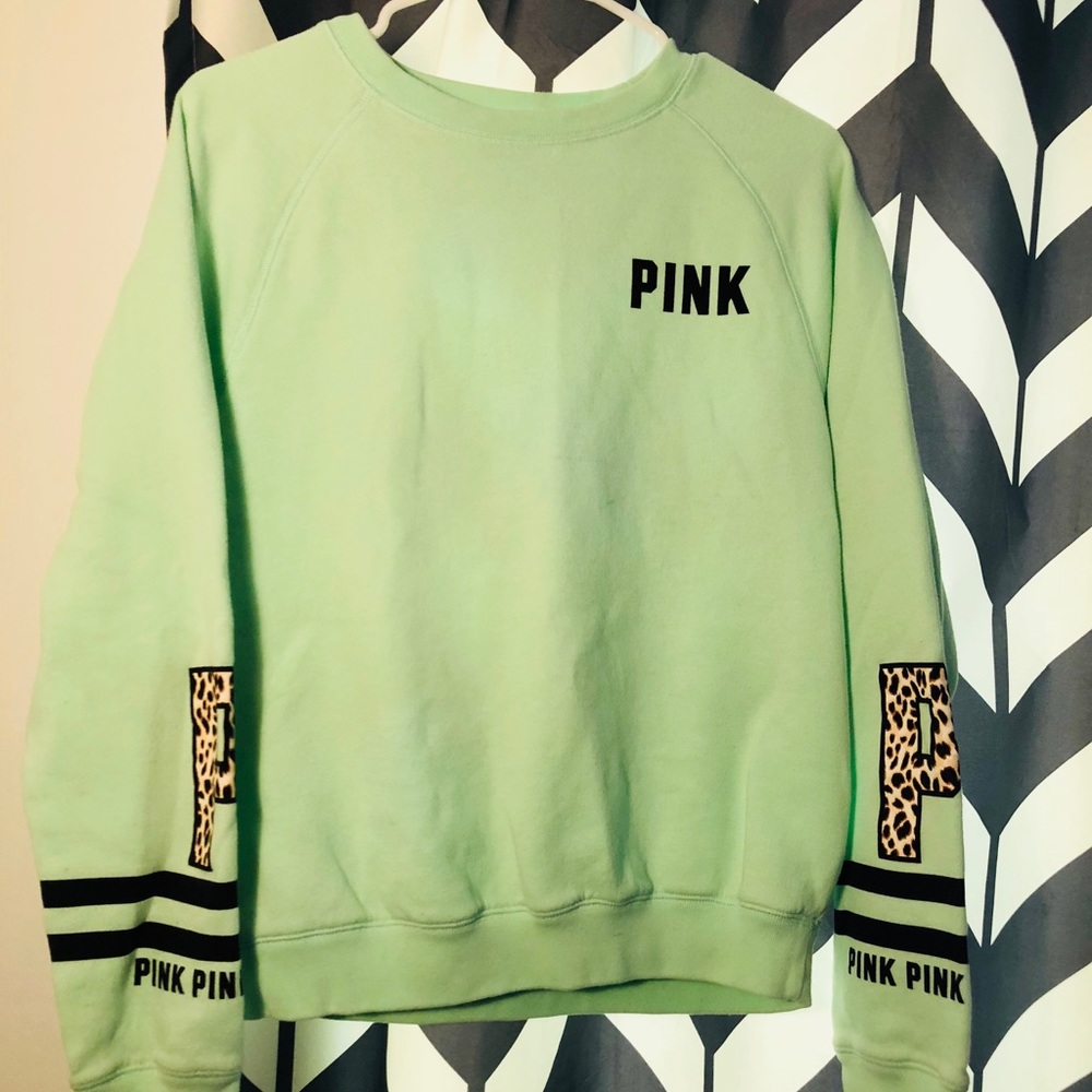 VS pink sweater